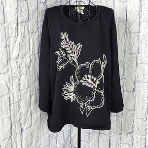 220 HICKORY VINTAGE Black and White Floral Beaded Sweater Size 2XL‎